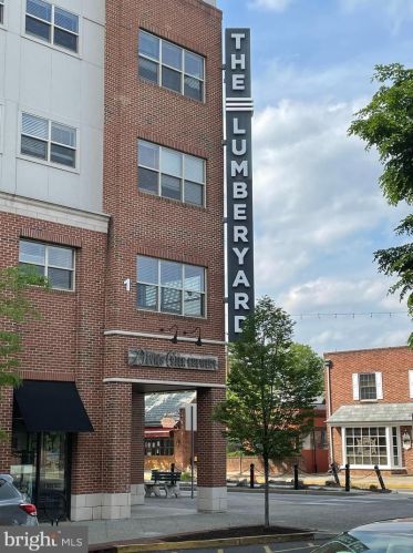 605 Atlantic Ave, Camden NJ 08108-3400 exterior