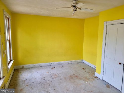 1124 Washington St, Huntingdon PA  16652-1902 exterior