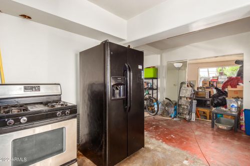 2530 29 Pl, Phoenix AZ 85016-5815 exterior