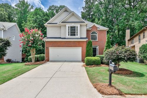 1102 Glenrose Dr, Smyrna GA 30080-4126 exterior