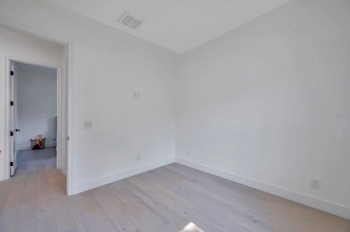 4307 Clark Ave, Tampa FL  33611-1305 exterior