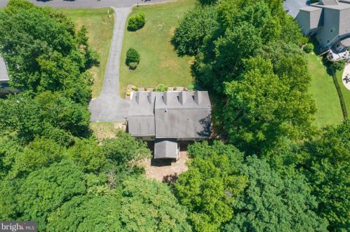 2706 Lady Annes Way, Huntingtown MD 20639-4115 exterior