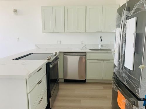 3045 Ala Napuaa Pl, Honolulu HI  96818-2792 exterior