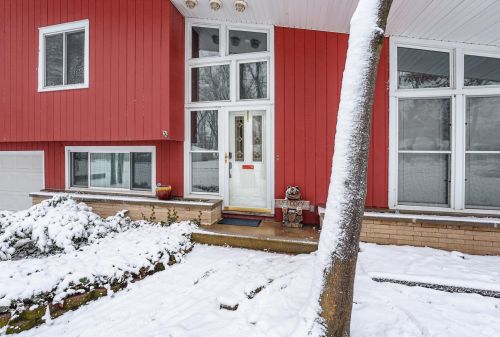 7625 Julie Dr, Kalamazoo MI  49024-4915 exterior