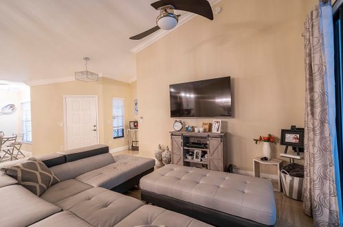 7195 Le Chalet Blvd, Boynton Beach FL 33472-5033 exterior