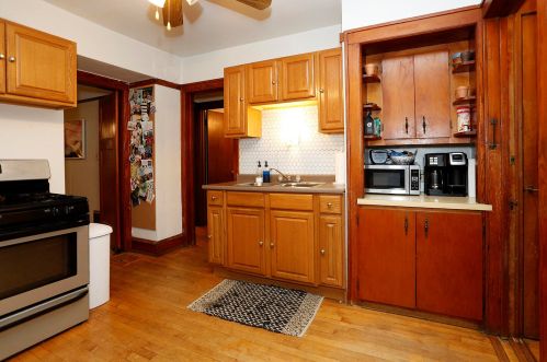 3472 Fratney St, Milwaukee WI 53212-2241 exterior