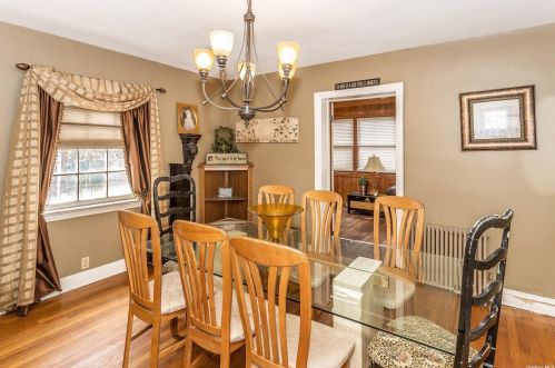 195 Munro Blvd, Valley Stream NY 11581-3439 exterior