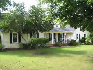 1920 Pointe Barton Dr, Lebanon, TN 37087-9051