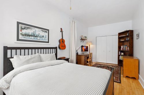 1466 Farragut Ave, Chicago IL 60640-1010 exterior