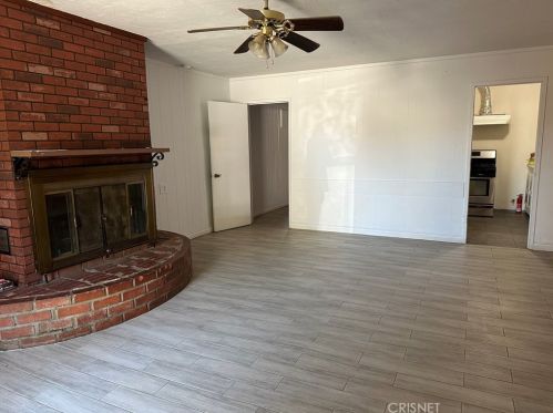 37 Garden Dr, Bakersfield CA 93307-5255 exterior