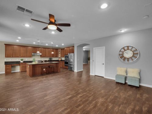 73 Crescent Way, Chandler AZ  85248-5150 exterior