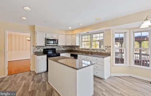 1719 Catherine Fran Dr, Accokeek MD 20607-3216 exterior