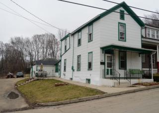 162 24th St, Dubuque, IA 52001-3338