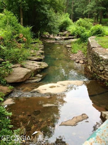 1526 Athens Ave, Atlanta GA 30310-4702 exterior