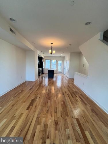 2664 Collins St, Philadelphia PA  19125-1408 exterior