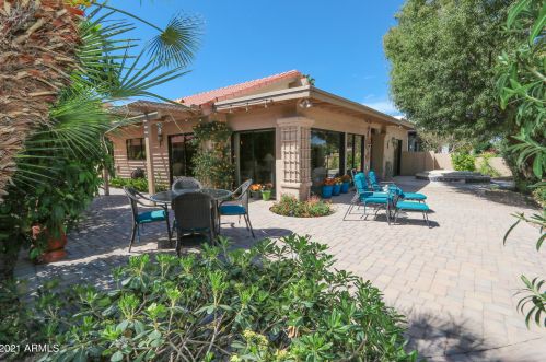 26209 Cloverland Dr, Chandler AZ 85248-9221 exterior