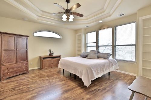 300 Riv Down Rd, Georgetown TX 78628-8243 exterior