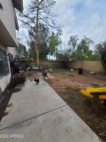 1408 Gail Dr, Chandler AZ 85226-8215 exterior