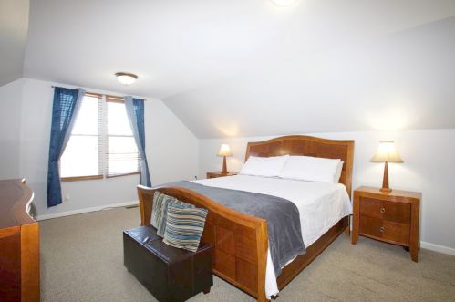 8054 Kimbark Ave, Chicago IL 60637-3720 exterior