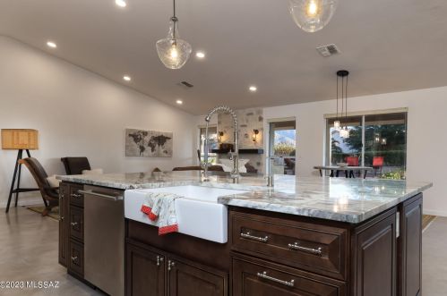 64381 Galveston Ln, Tucson AZ 85739-1022 exterior