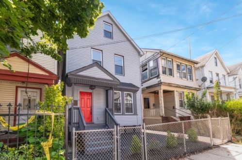 128 Brookside Ave, Irvington NJ  07111-3303 exterior