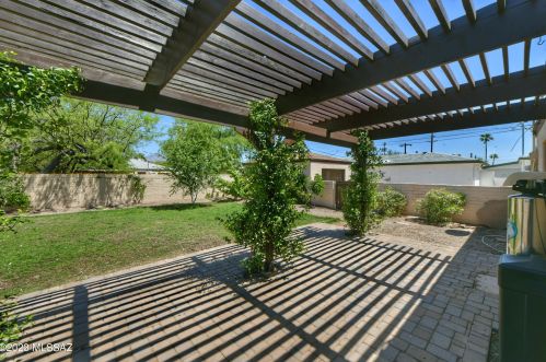 4637 8 St, Tucson AZ 85711-2918 exterior