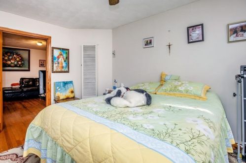 184 Chelsea St, Boston MA exterior