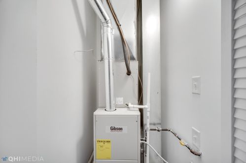 7654 Bishop St, Chicago IL 60643-4411 exterior