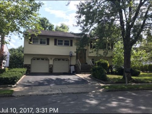 49 Rockaway Pl, Parsippany, NJ 07054-1636
