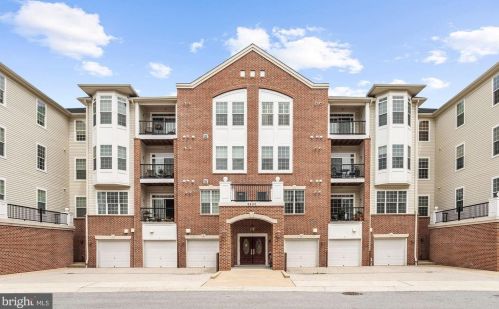 8800 Bosley Rd, Ellicott MD  21043-6122 exterior