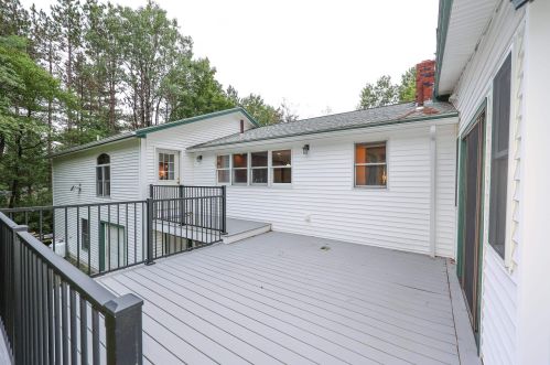 494 Mtn Rd, Concord NH 03301-6902 exterior