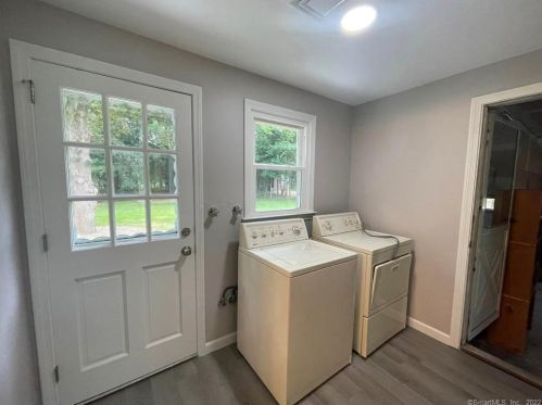 169 Dartmouth Rd, Manchester CT 06040-6616 exterior