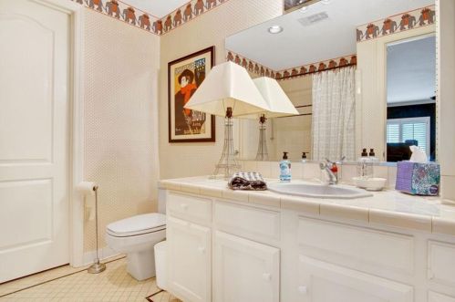 445 Darrow Dr, Duluth GA 30097-2430 exterior