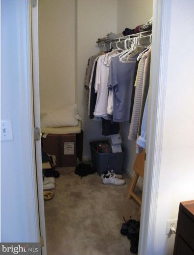 1324 Locust St, Philadelphia PA 19107-5604 exterior