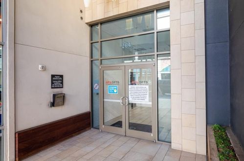 264 19th St, Atlanta GA  30363-1103 exterior