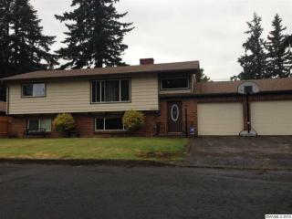 17927 Davis St, Portland, OR 97230-6647