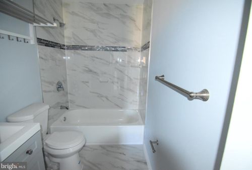 6439 Patience Ct, Alexandria VA 22315-3443 exterior