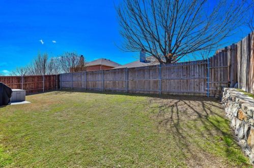 13033 Galaxy Dr, Frisco TX exterior