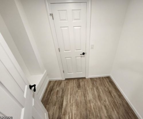 17 Grandview Ln, West Milford Lakes NJ  07480-1424 exterior