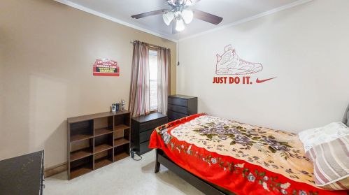 4617 Wrightwood Ave, Chicago IL 60639-1844 exterior