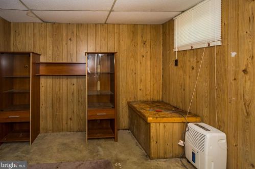 8024 Bosley Ct, Glen Burnie MD 21061-4925 exterior