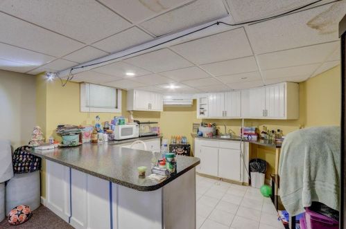 2106 34, Milwaukee WI 53215-2301 exterior