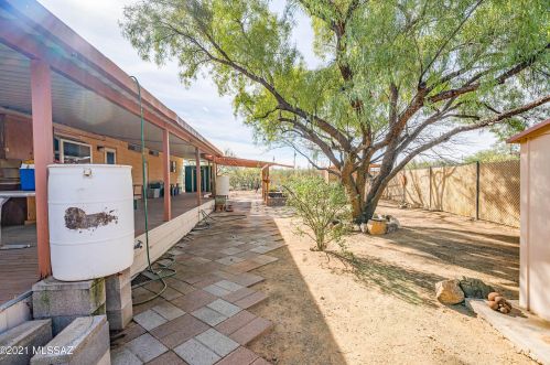 4884 Cashin Dr, Tucson AZ 85757-9461 exterior