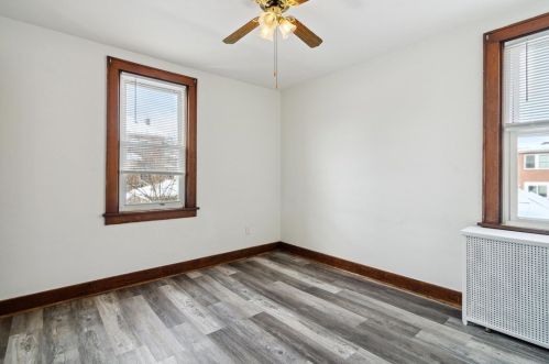 1614 Aurelius St, Pittsburgh PA 15218-2320 exterior