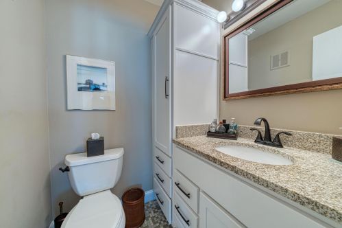 3935 84th St, Milwaukee WI  53228-2340 exterior