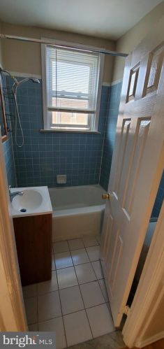 601 Magee Ave, Philadelphia PA  19111-4715 exterior