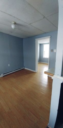 27 Pulaski St, Ware MA 01082-1474 exterior