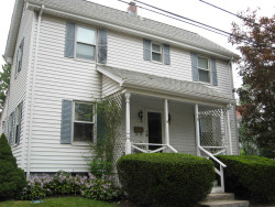 61 Cherry Pl, Newton, MA 02465-1505