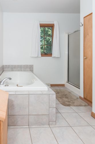 5555 2 St, Kalamazoo MI 49009-8576 exterior