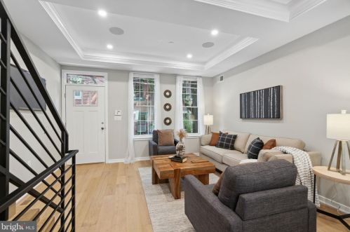 2200 Kater St, Philadelphia PA 19146-1139 exterior